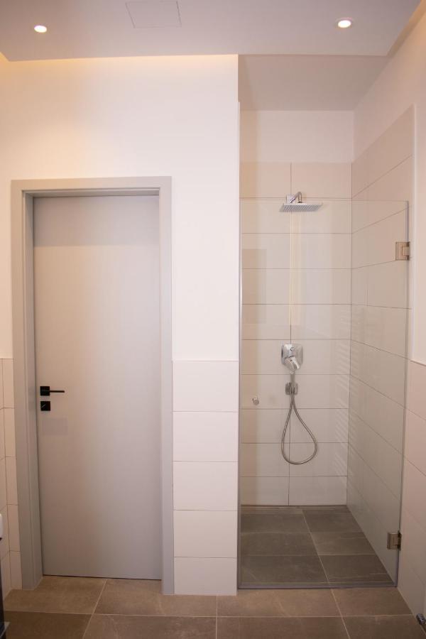Luxury Cozy 2 Bdr Downtown Apt.5 Budapest Eksteriør bilde